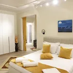 Center Cozy Modern 9/b 티라나