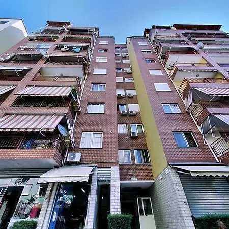 아파트 Center Cozy Modern 9/b